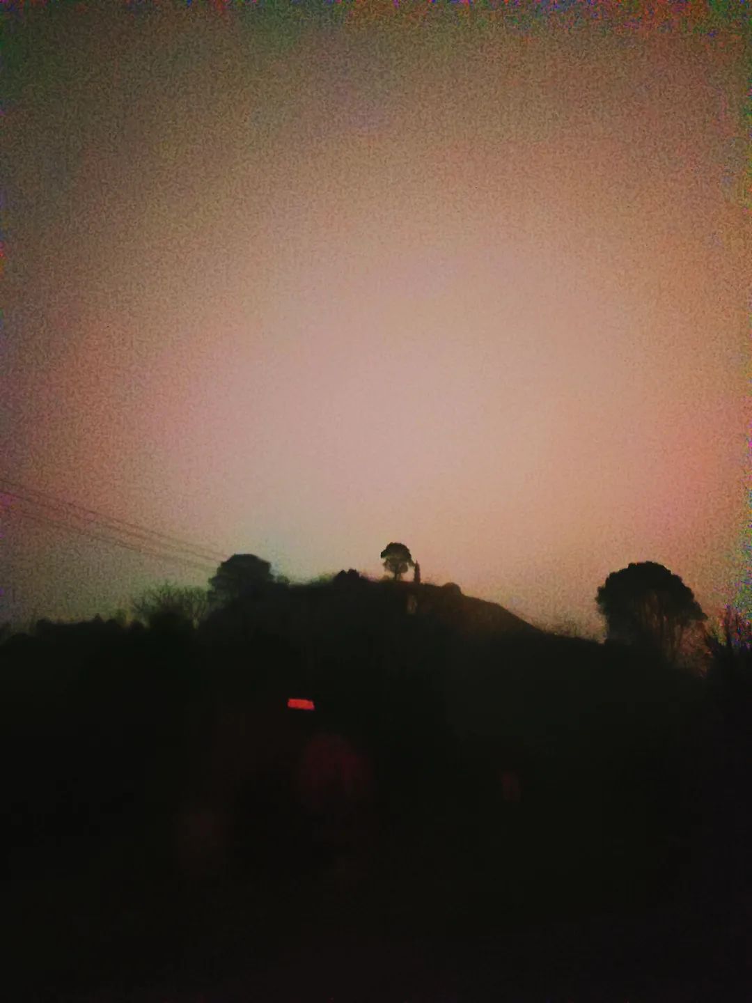 DƬ